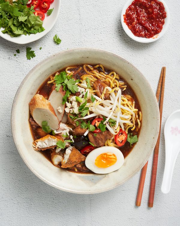 Singapore Lor Mee ( Braised Pork Noodles)